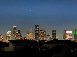 Building Photo - 1611 Parker St