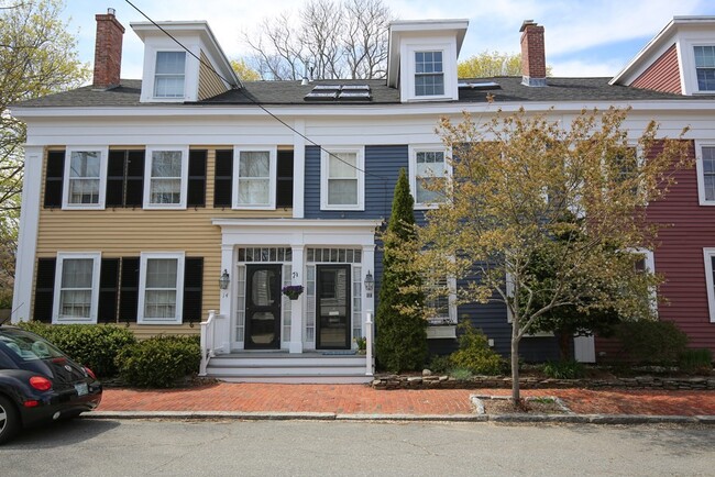 12 Tremont St, Newburyport, MA 01950 - House Rental in Newburyport, MA ...