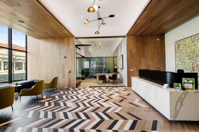 Foto del edificio - 4600 N Broadway