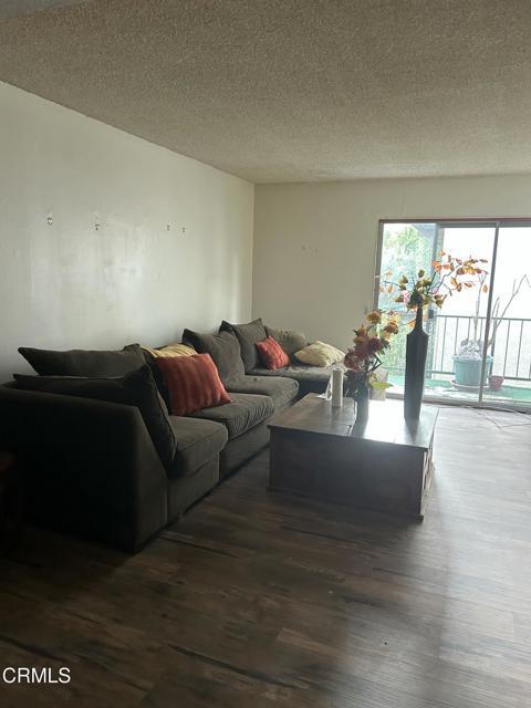 Foto del edificio - 5460 White Oak Ave