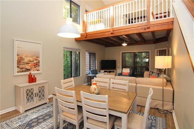 Building Photo - 875 Wimbledon Dr