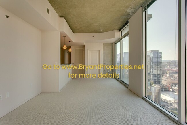 Building Photo - Nashville - Downtown 1-Bedroom Condo
