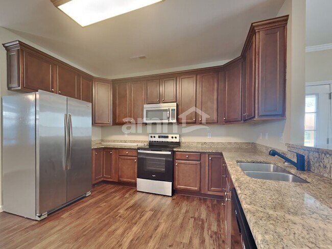 Building Photo - 104 Brick Greens Ct