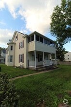 Building Photo - 30 White Meadow Ave
