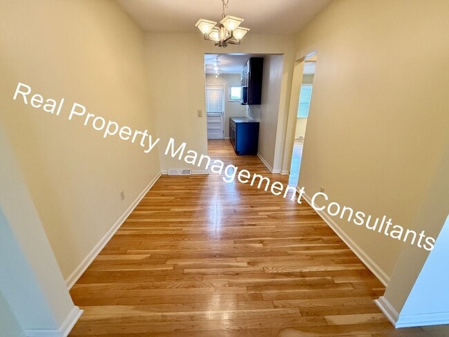 Foto del edificio - Move In Special on 1 Bedroom in Westport Edge