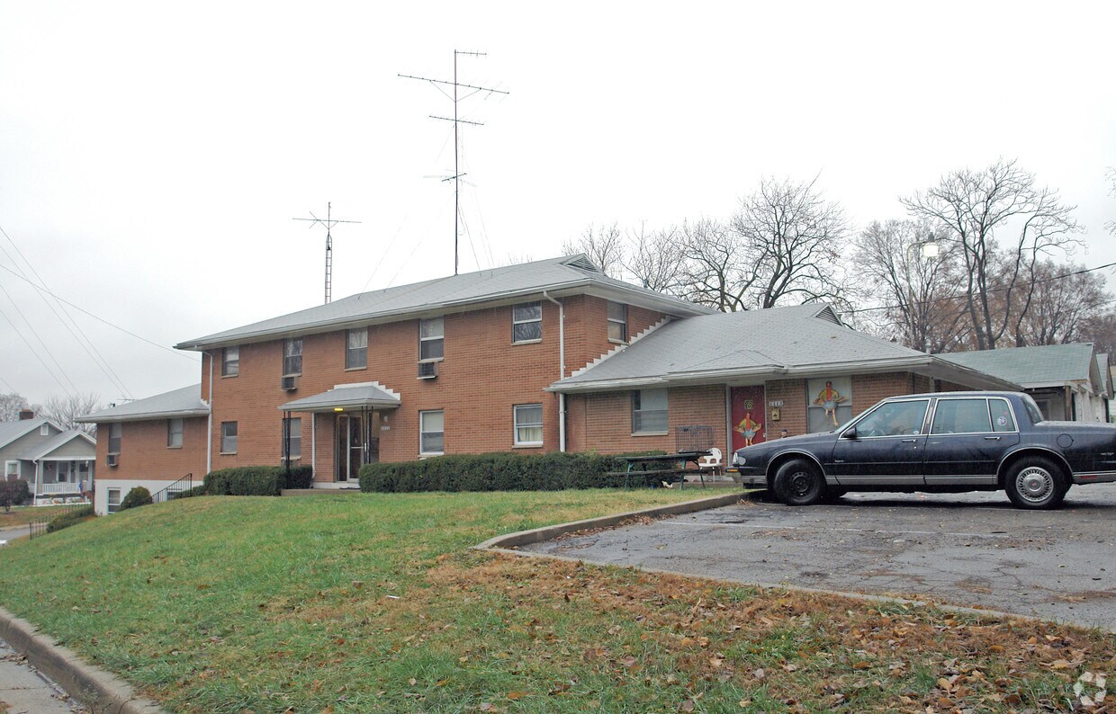 Building Photo - 250 Livingston Ave