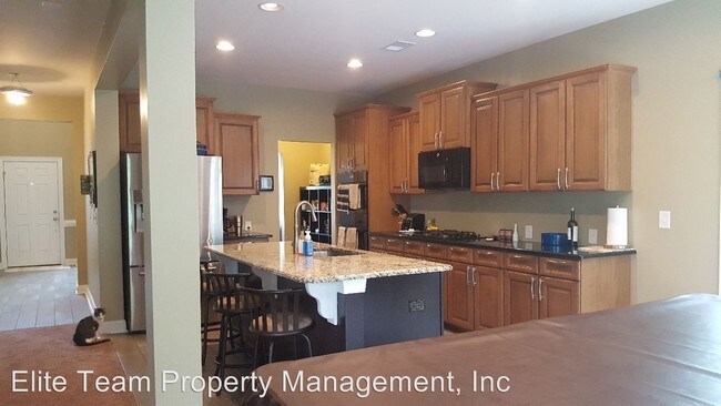 Building Photo - 8608 Sagekirk Ct