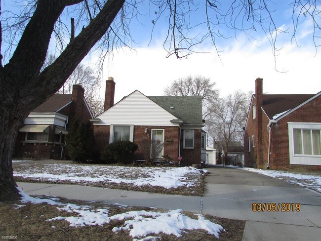 4 Br 2 Bath House 14497 Edmore Dr House For Rent In Detroit