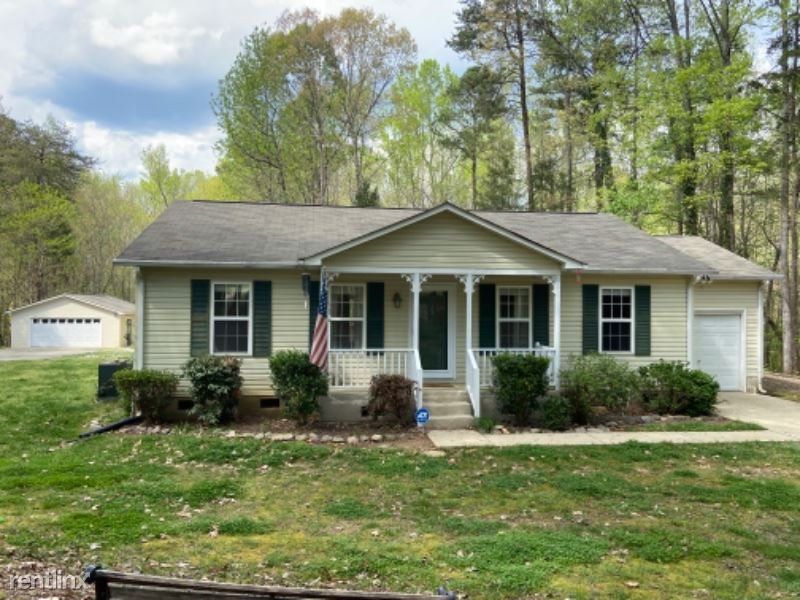 Primary Photo - 3 br, 2 bath House - 130 Patrose Ln