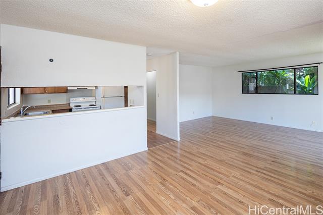 Building Photo - 98-461-461 Pono St