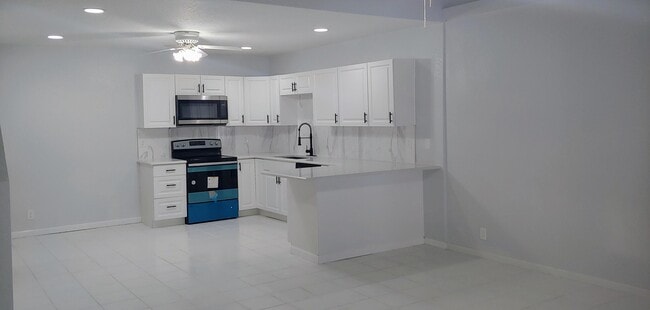 Building Photo - 13918 Folkestone Cir