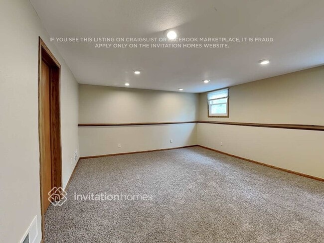 Building Photo - 2457 Spruce Pl