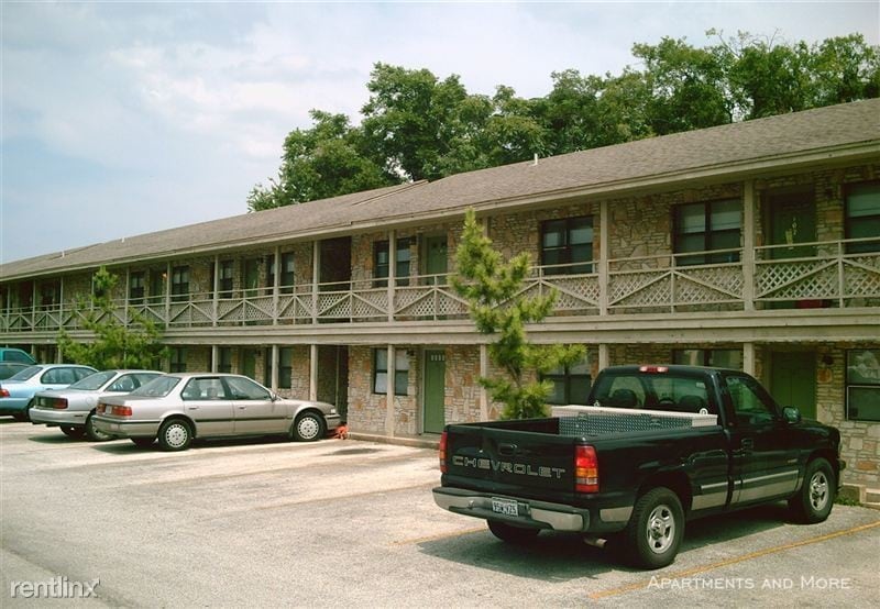 Primary Photo - 1224 N Lbj Dr