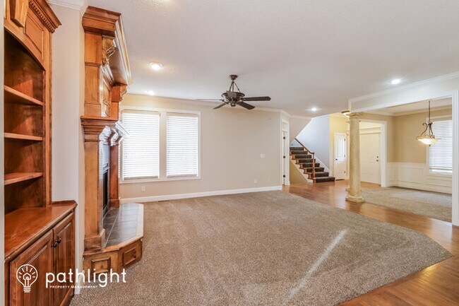 Building Photo - 16885 W 161St Terrace, Olathe, KS, 66062
