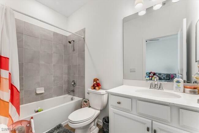 Building Photo - 2581 Kona Wy