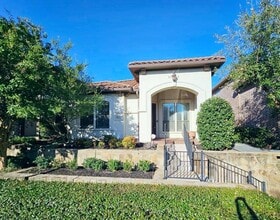 Building Photo - 7047 Comal Dr