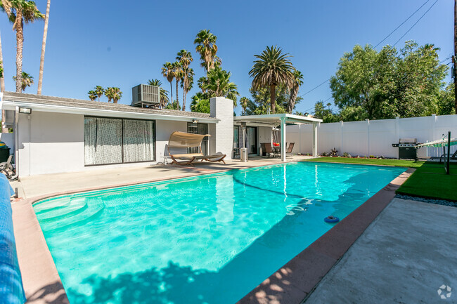 Building Photo - 6345 Jumilla Ave