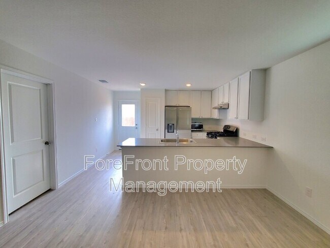 Building Photo - 6684 Cibolo Springs