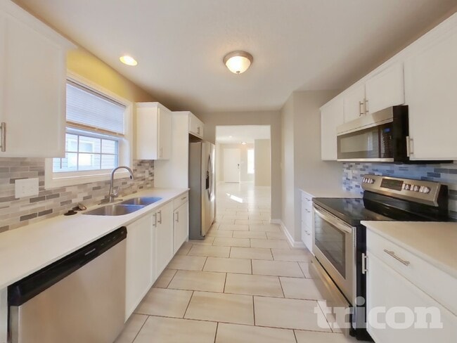 Foto del edificio - 12298 Wolf Run Rd