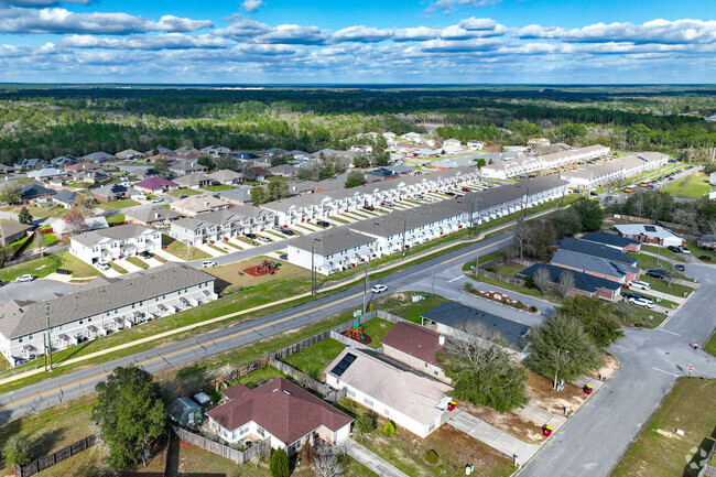 Aéreo - Keystone Townhomes