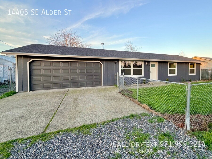 Photo - 14405 SE Alder St-
