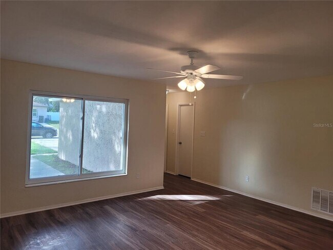 Building Photo - 1004 Ruth Jordana Ct
