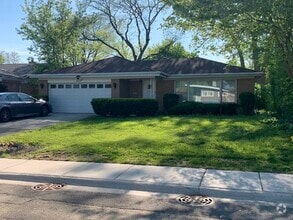 Building Photo - 9624 Karlov Ave