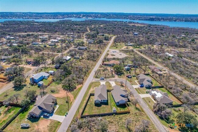 Foto del edificio - 1516 Stonecrest Dr