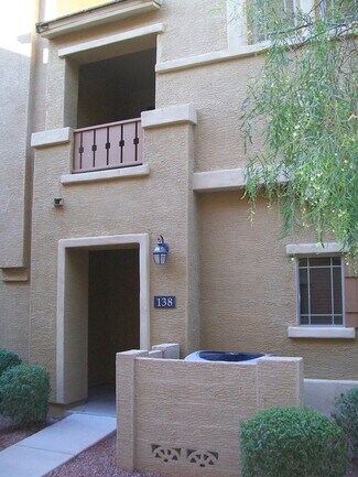 Building Photo - 3250 W Greenway Rd