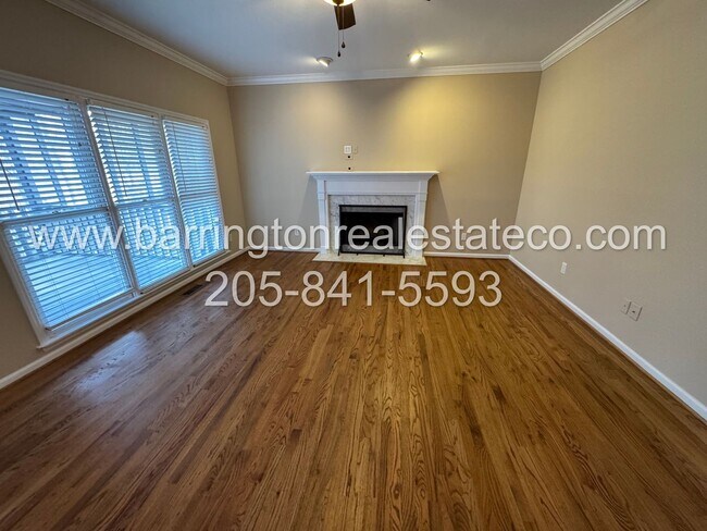 Foto del edificio - 5017 Knoll View Cir