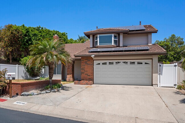 Foto del edificio - 10518 Pine Grove St