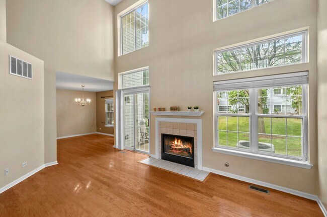 Foto del edificio - 2282 Foxmoor Ln