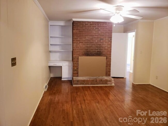 Building Photo - 5209 Caravel Ct