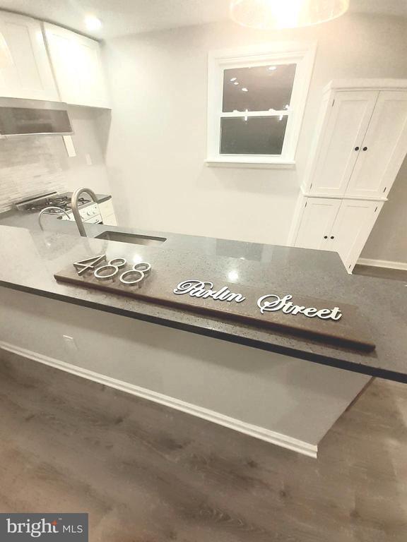 Foto principal - 488 Parlin St