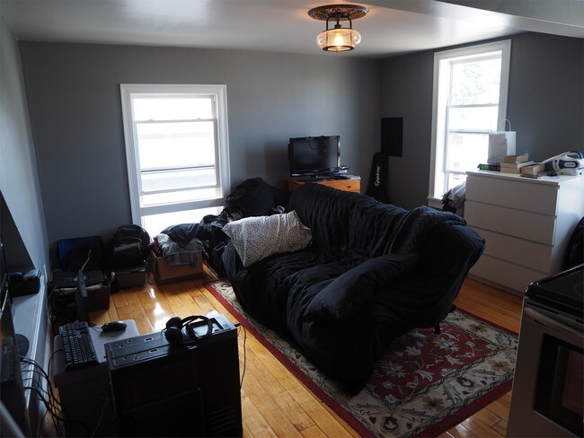 Building Photo - 239 North St