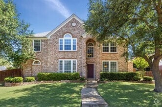 Building Photo - 3201 Kent Dr