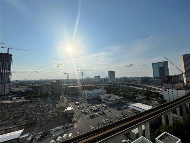Foto del edificio - 90 SW 3rd St