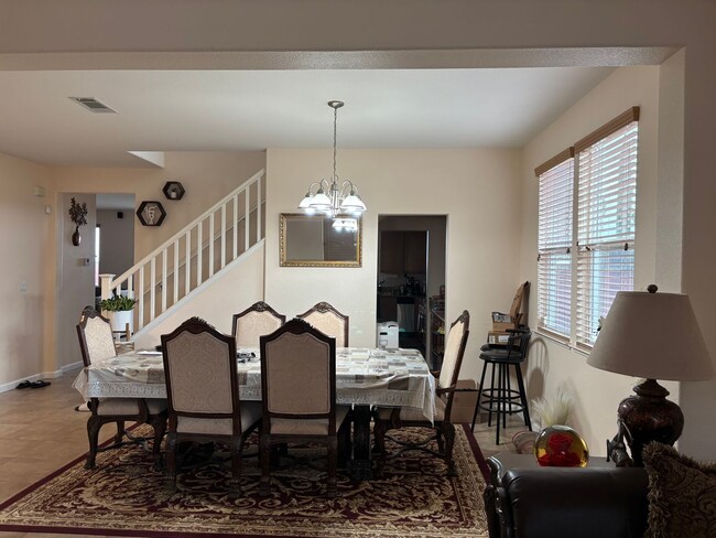 Foto del edificio - Pittsburg 4 bd, 2.5 ba charming home in excellent location!