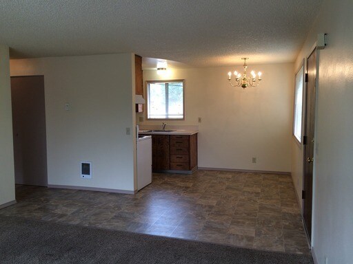 Foto del edificio - 670w13