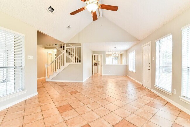 Building Photo - 9811 Churchill Way Dr