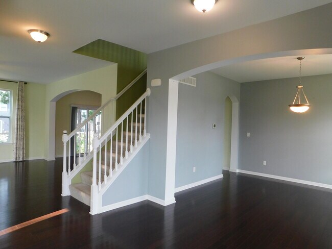 Foto del edificio - 4251 Lilac Ln