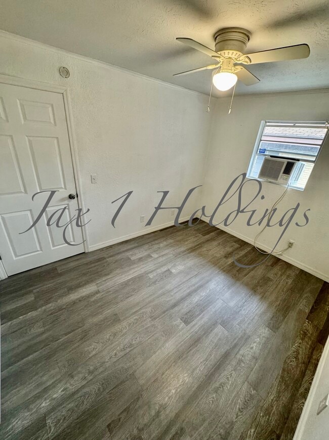 Bedroom 1 - 5674 Akra Ave