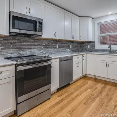 Building Photo - 16 S Division St