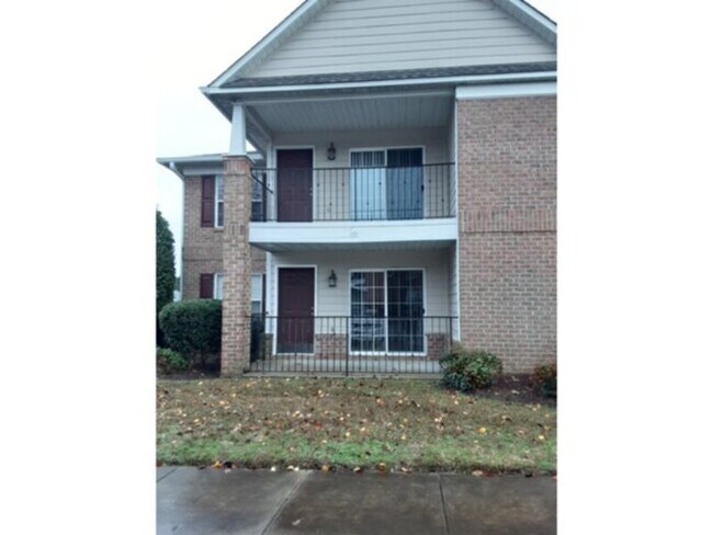 Foto del edificio - 1710 Renwick Dr