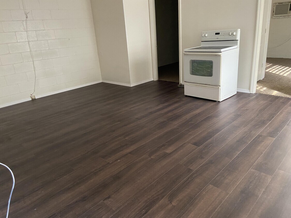 Foto principal - 4067 Old Pine Rd