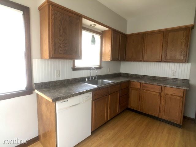 Building Photo - 2 br, 1 bath House - 947 Burger Ave