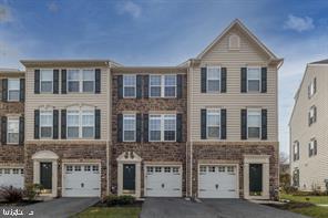 Building Photo - 1644 Oakridge Ln