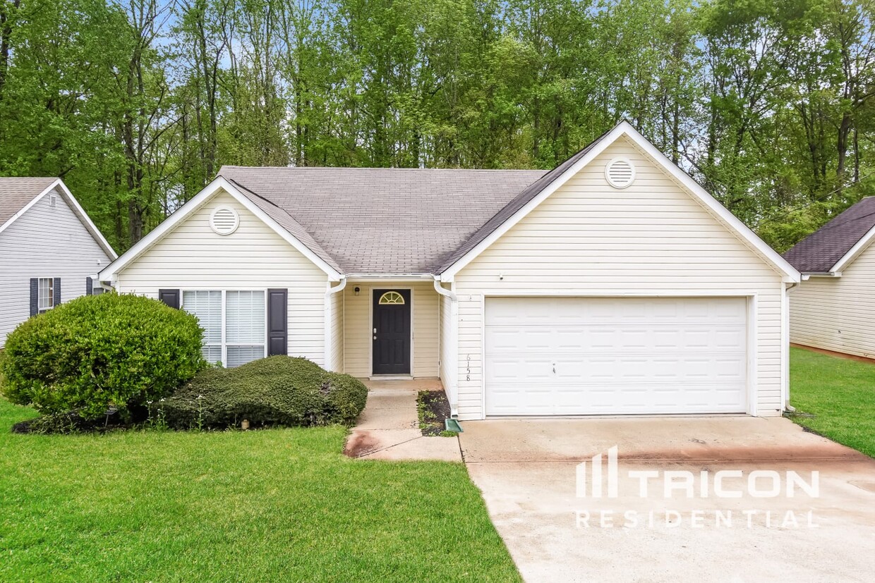 Foto principal - 6158 Harvard Court Morrow GA