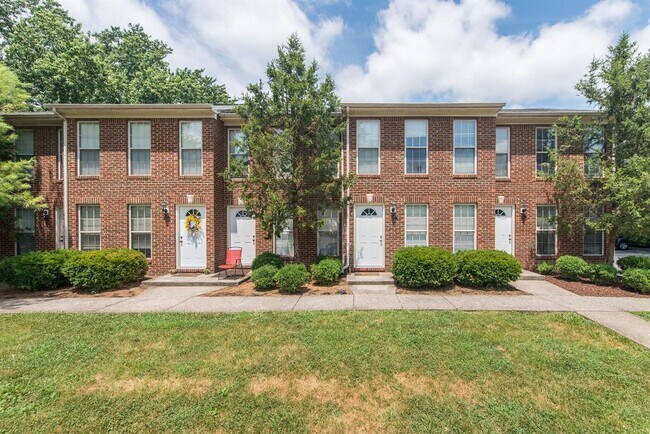 Building Photo - 415 Marquis Ave
