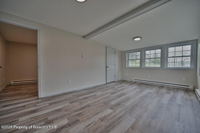 Foto del edificio - 200 Center St